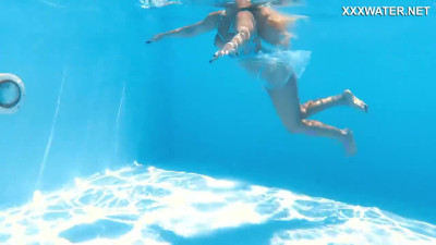 Lisi Kitty pornstar movie from Underwater Show