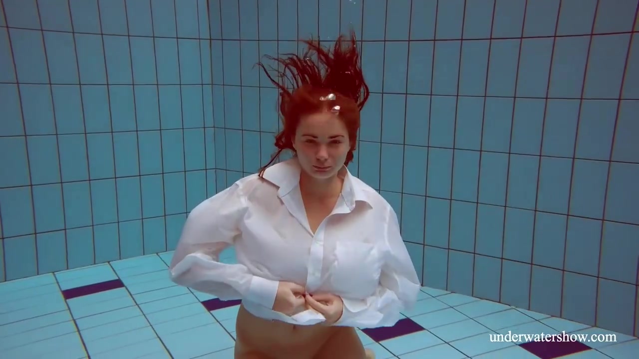 Watch solo female movie from Underwater Show on ePornThot.