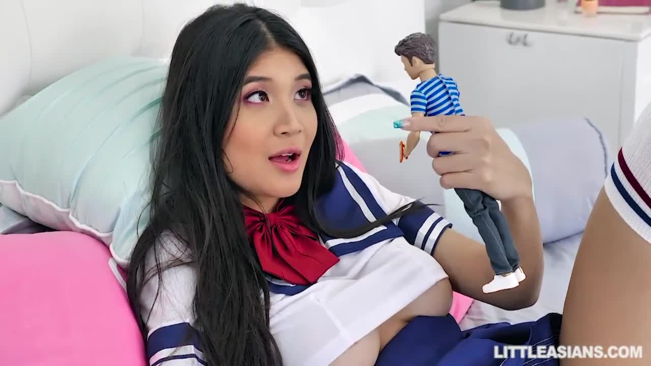 Watch Brenna Sparks oral scene from Little Asians on ePornThot.