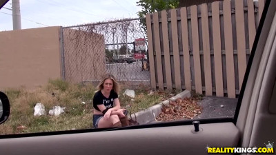 Bonnie Grey blowjob sex from Street BlowJobs by Reality Kings