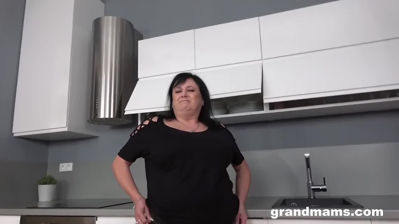 Watch blowjob sex from Grandmams by Adult Prime on ePornThot.