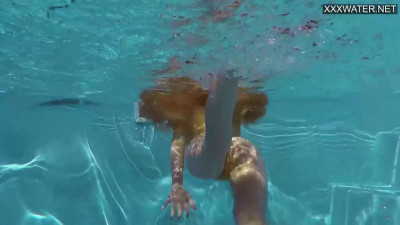 Nata Ocean and Nata babe video from Underwater Show