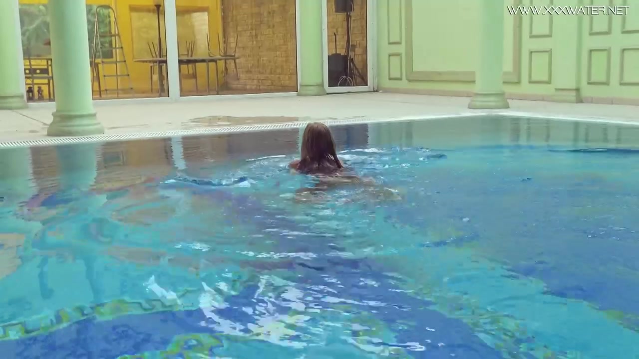 Watch Tiffany Tatum and Tatum brunette action from Underwater Show on ePornThot.