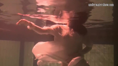 teen (18+) porn from Underwater Show