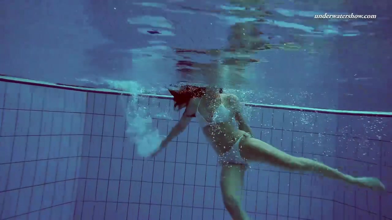 Watch Alla busty screw from Underwater Show on ePornThot.