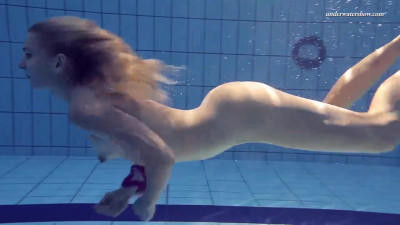 Elena pornstar video from Underwater Show