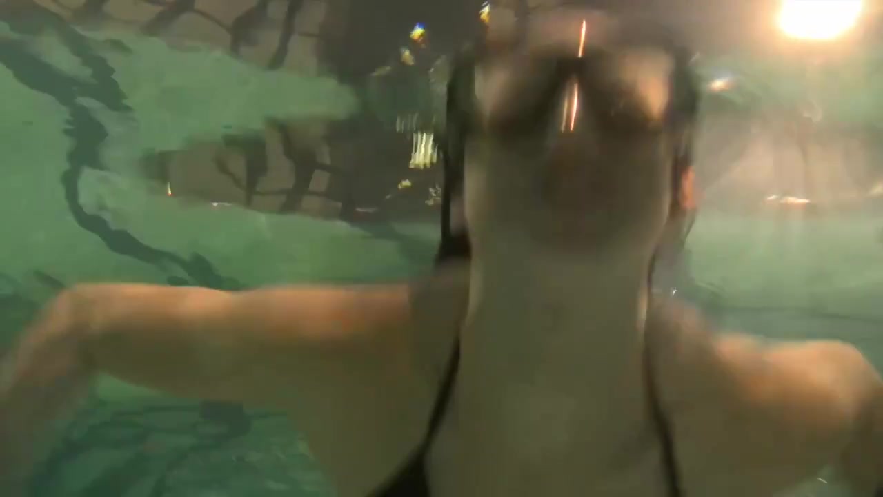 Watch russian screw from Underwater Show on ePornThot.